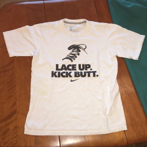 Boys Nike tee - Picture 1 of 4